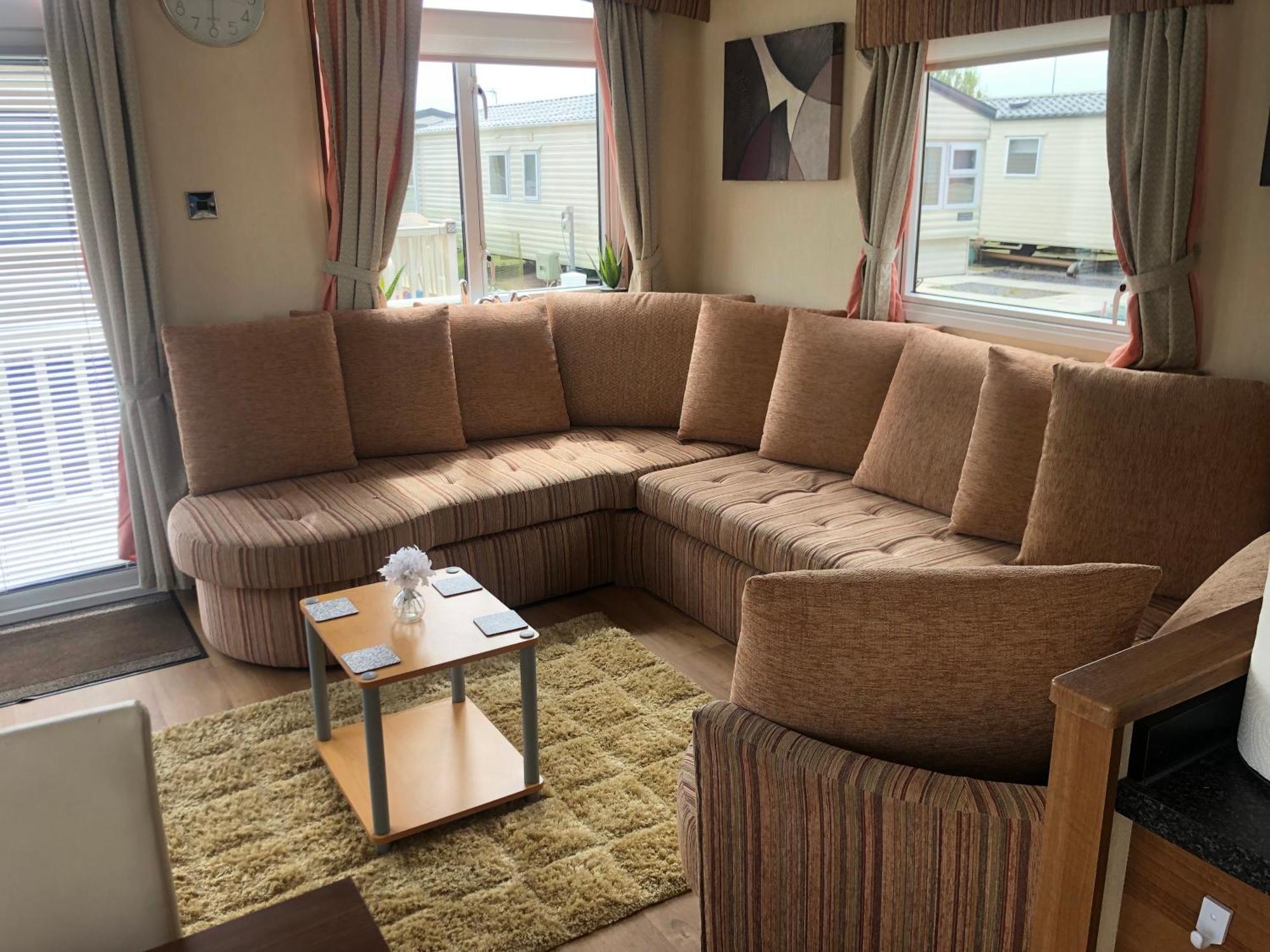 Two X 8 Berth Static Caravan On Lyons Robin Hood Rhyl North Wales Meliden 外观 照片