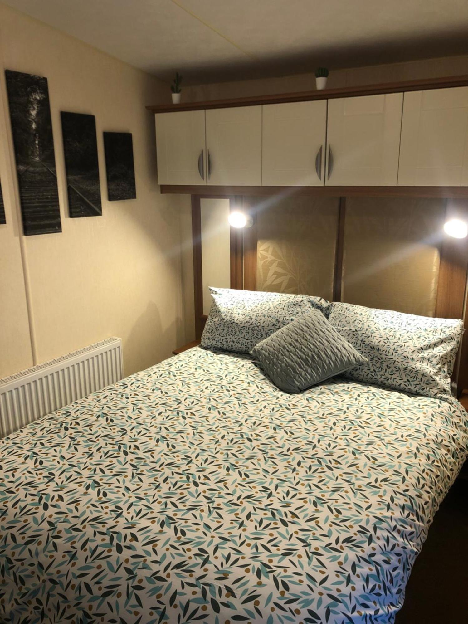 Two X 8 Berth Static Caravan On Lyons Robin Hood Rhyl North Wales Meliden 外观 照片