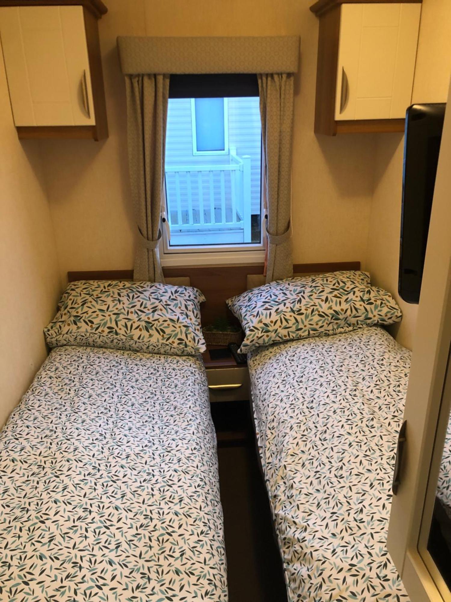 Two X 8 Berth Static Caravan On Lyons Robin Hood Rhyl North Wales Meliden 外观 照片
